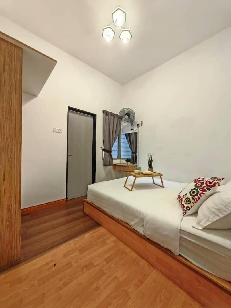 W25 Atgoldenhills Nightmarket Wifi 4R Brinchang Exterior foto
